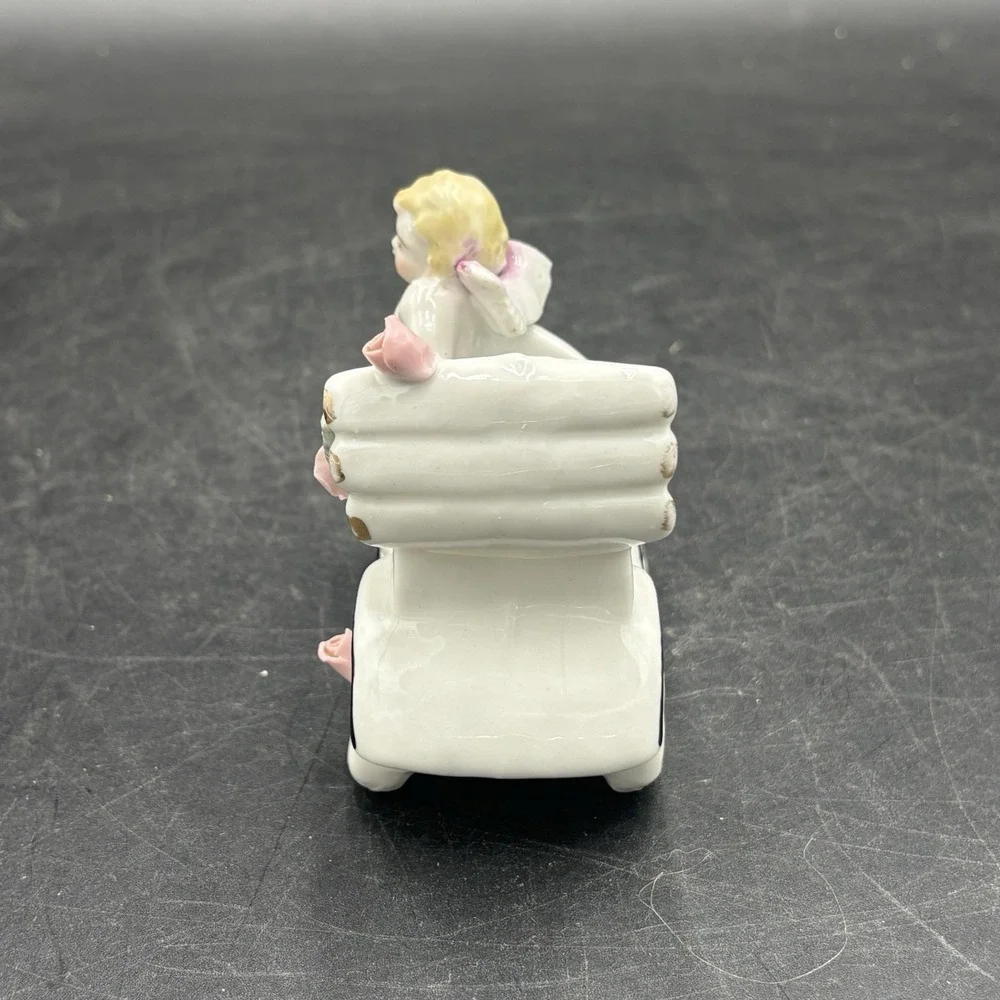 Vtg Cherub Angel In Car Planter Ceramic White